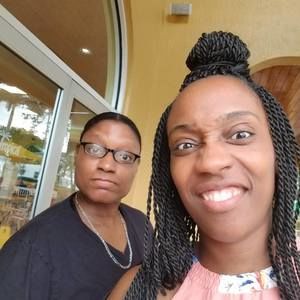 Meet your Posher, Latoya